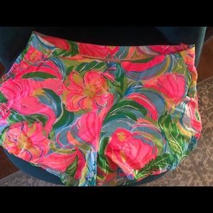 Lilly Pulitzer bright shorts size 14